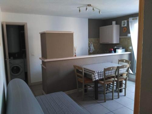 ESCALE, à 150m de la plage Appt T3 RDC AV