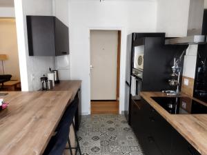 Appartement Eskemmer : Beau T3 hypercentre vue mer - 2 chambres / 80m² 2e Etage / Floor n°2 89 Rue Jules Guesde 29200 Brest Bretagne