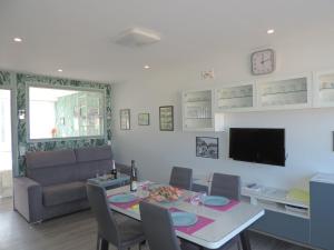 ESPLANADE FRONT DE MER 113 1er Etage Lit fait WIFI Parking