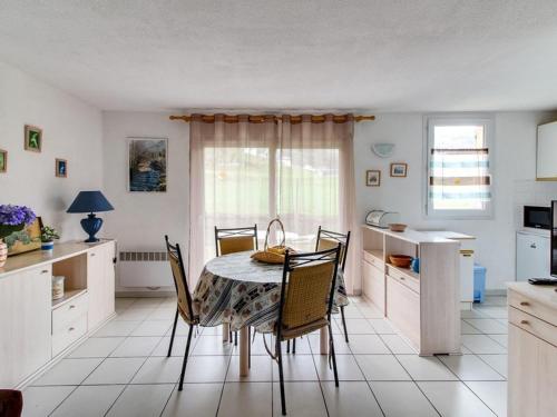 Appartement Appartement Esquièze-Sère, 2 pièces, 6 personnes - FR-1-402-28 Pre De Jonquille, 33 -  - Esquièze - Sère