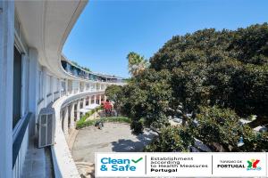 Estoril BeachFront Balcony apartment