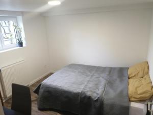 Etage privatif tout confort dans une maison