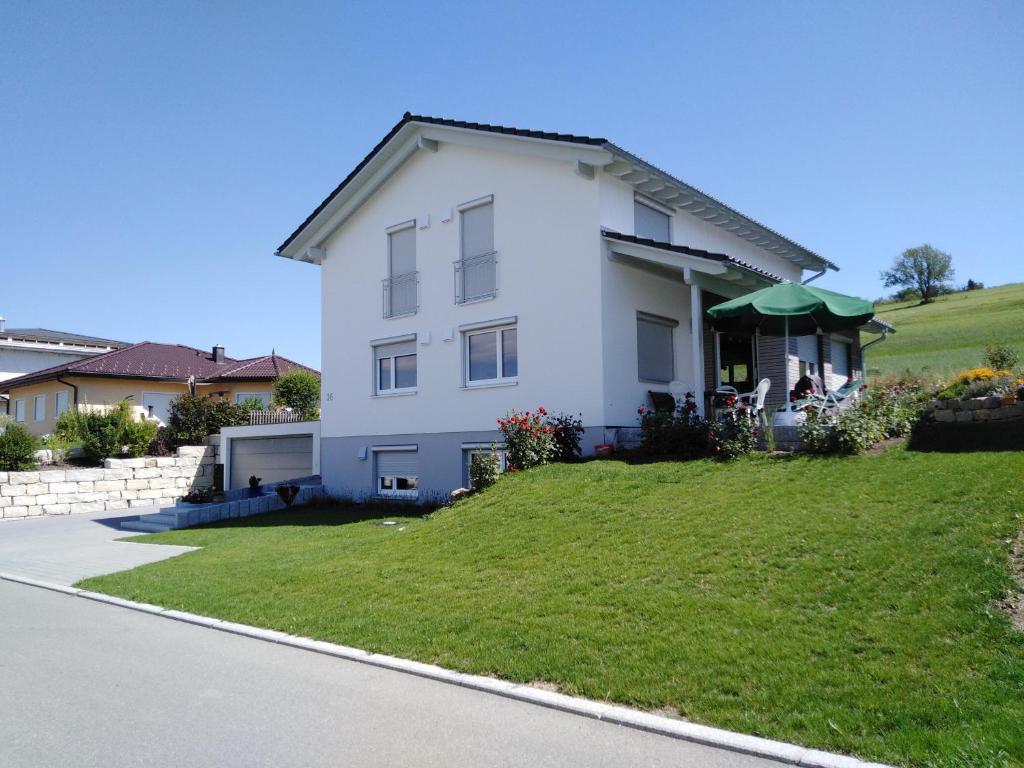 Eva's Ferienwohnung 36 Schmiedeäcker, 79848 Bonndorf im Schwarzwald