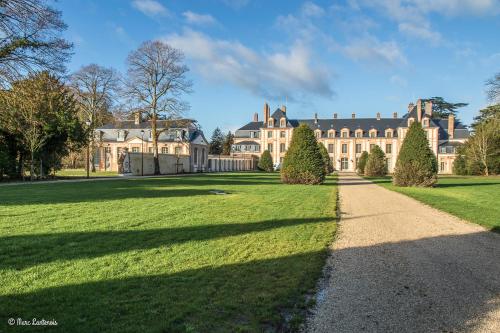 Exceptionnel Château près de Paris