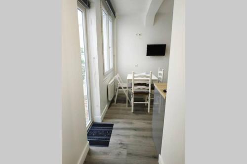 Exceptionnel : hypercentre Biarritz T2 avec patio
