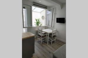 Exceptionnel : hypercentre Biarritz T2 avec patio