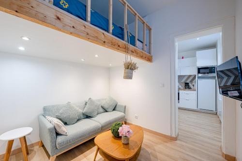 EXCEPTIONNEL STUDIO AU COEUR DE CLICHY