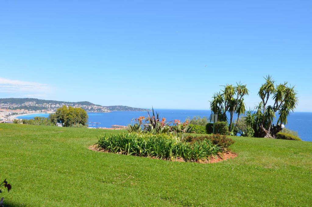 Exceptionnel studio vue Mer hauteurs de Nice 52 Avenue Joseph Giordan, 06200 Nice