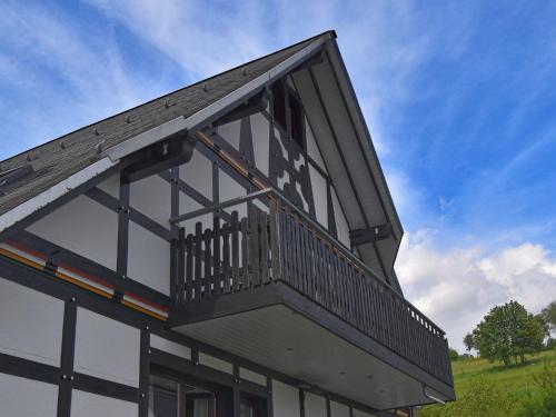 Exclusive loft apartment with balcony in Olsberg Elpe