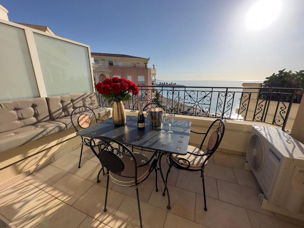 Appartement Exclusive Panoramic Sea View in Victoria Beach 1360 Promenade du Soleil 06500 Menton
