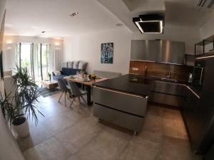 Exclusive Wohnung im Zentrum, RB Stadion & Arena!