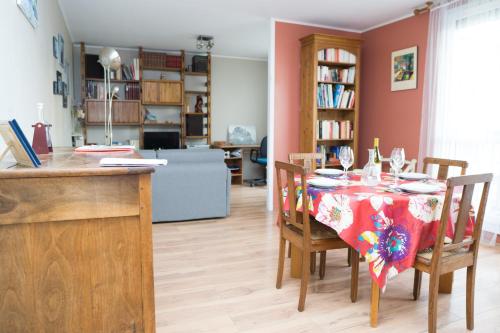 EXIGEHOME Grand T2 proche Paris Porte d'Orléans