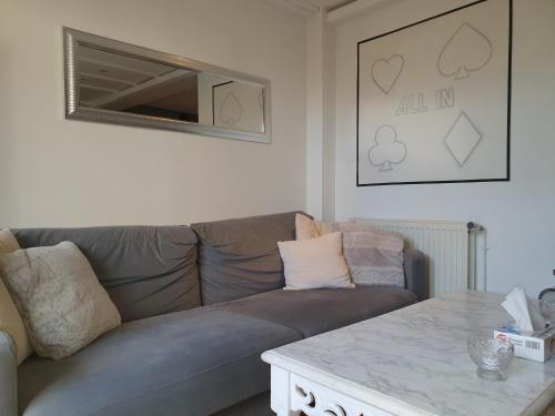 EXIGEHOME - Maison Cosy en plein centre de Versailles