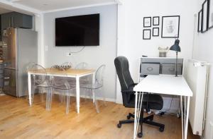 EXIGEHOME - Maison Cosy en plein centre de Versailles