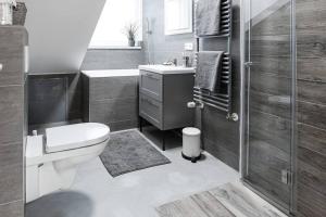 Exklusive (DG) Neubau-Ferienwohnung mit Fernsicht