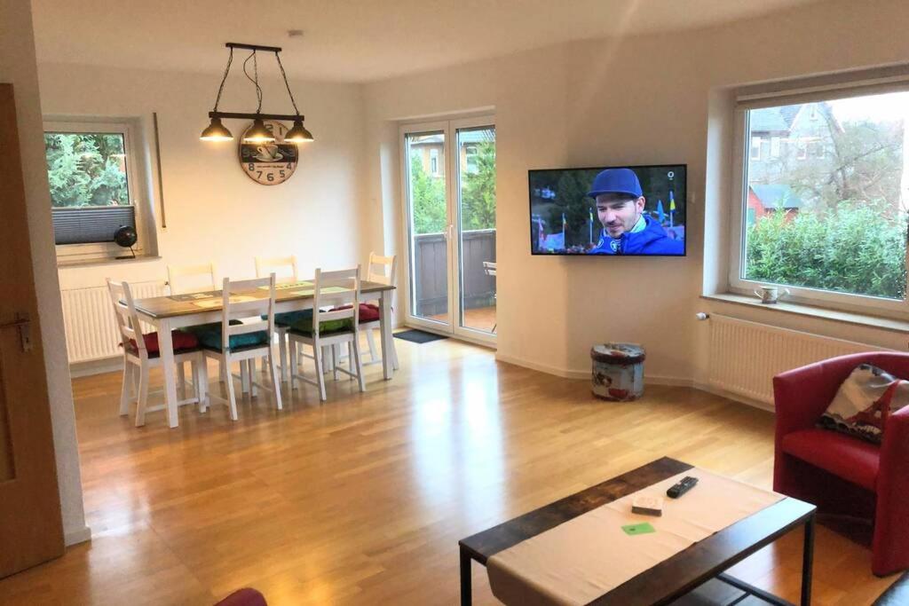 EXKLUSIVE Ferienwohnung in Einbeck, 3 Schlafzimmer mit Balkon! Sertürnerstraße 3, 37574 Einbeck