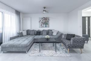 Exklusive (OG) Neubau-Ferienwohnung mit Fernsicht