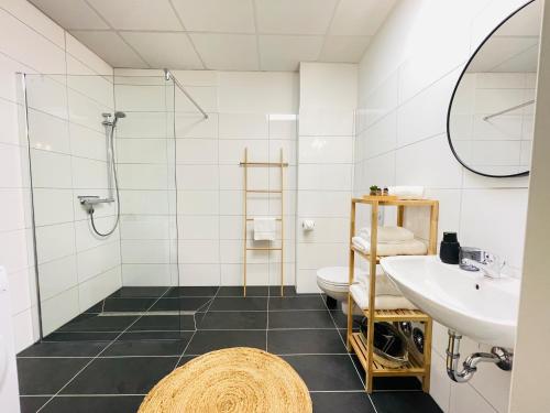 Exklusives Altbau Apartment - Zentral - Rheinnähe