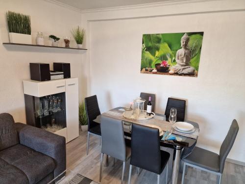 Exklusives und helles Apartment im Zentrum von Kassel, schnelles 1Gbit Internet, Geschirrspüler, Boxspringbetten