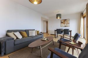 Expo Panoramic Views by Homing