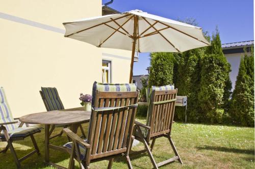 F-1069 Strandhaus Göhren FeWo 02 strandnah, Gartennutzung