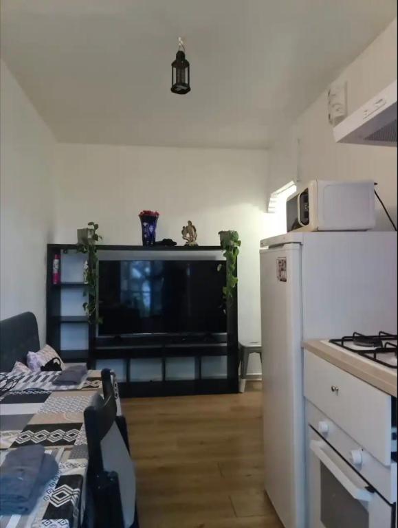 Appartement F2 au cœur de Paris 70 Rue Doudeauville 75018 Paris