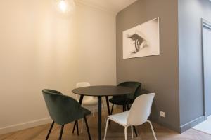 Appartement F2 chambre en duplex (calme) plein centre ville 1 min de la plage 52 RUE CHARLES GOUNOD 83700 Saint-Raphaël Provence-Alpes-Côte d\'Azur