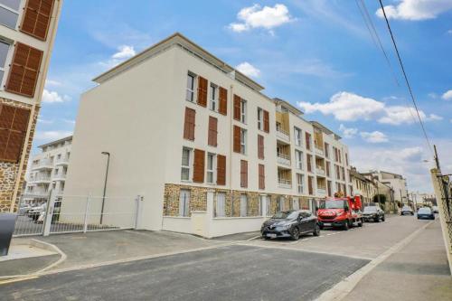 Appartement F2 de haut standing en hypercentre avec jardin privé à 270 m de la Gare de MANTES ! Mantes-la-Ville france