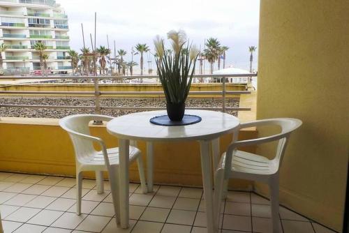 F2 entier CANET VUE MER // BALCON + PARKING