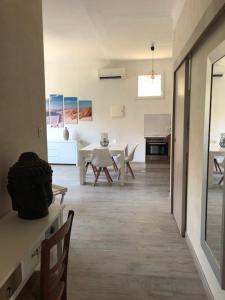 F2 + GARAGE RESIDENCE FRONT DE MER