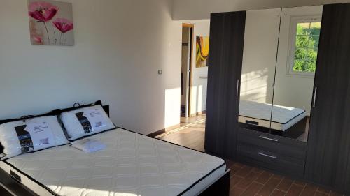 F2 rez de jardin