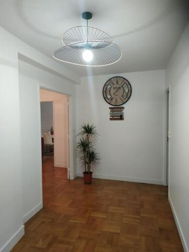F4 , 2ch, 97m2, lumineux, tout confort, haut débit