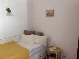 Fab apt 4 mins from marina
