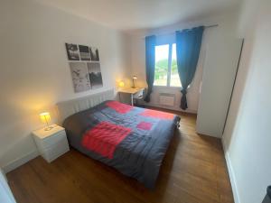 Fabuleux T3 de 85 m2, situé au calme avec grand parking gratuit privé ,Fibre wifi