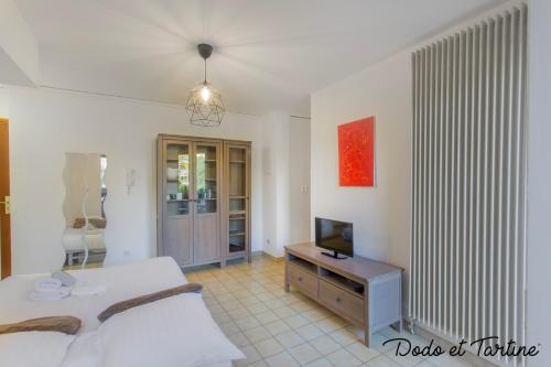 Fabulous 1 bedroom with pool, tennis and terrace - Dodo et Tartine