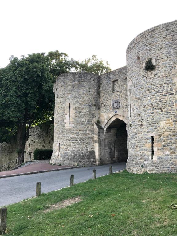 Face aux remparts 36 Rue Saint-Martin, 62200 Boulogne-sur-Mer