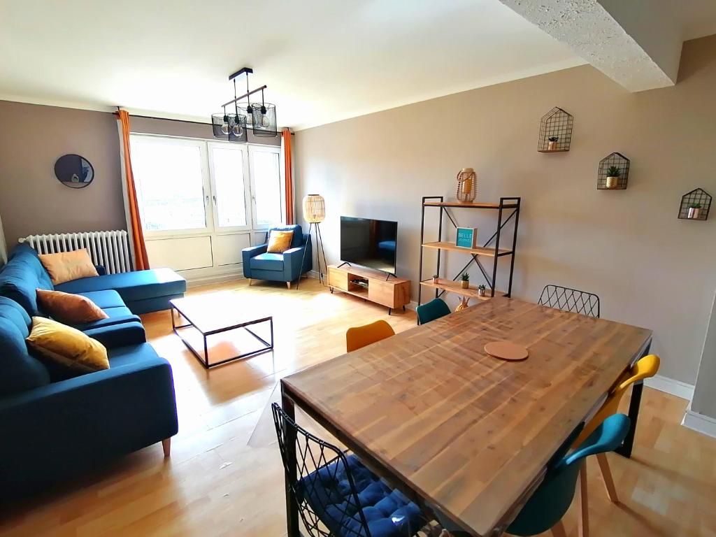 Appartement Face port proche nausicaa avec parking privé gratuit 11 Place Frédéric Sauvage 62200 Boulogne-sur-Mer