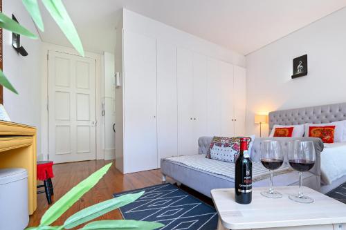 Fado Porto City Center - by Guest SPA