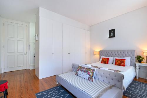 Fado Porto City Center - by Guest SPA