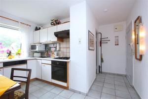 Fair Direct Private Apartment (6084)
