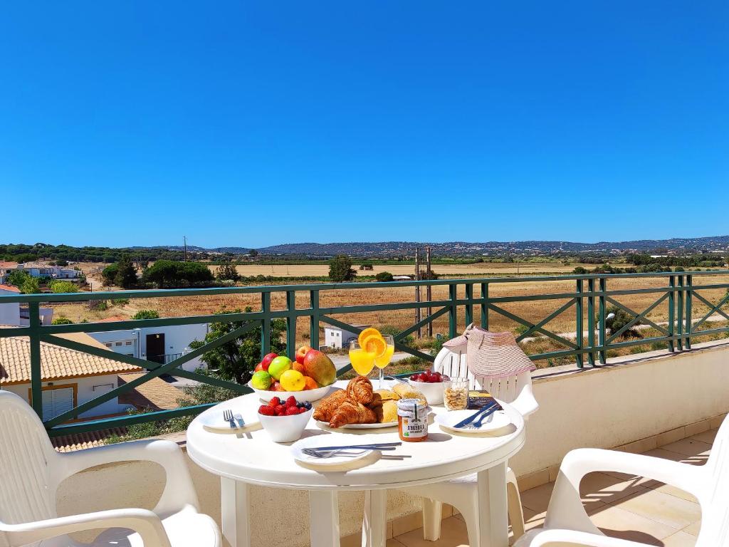 Falesia Beach Apartment by Be Cherish Estrada da Rocha Baixinha, 8200-001 Albufeira