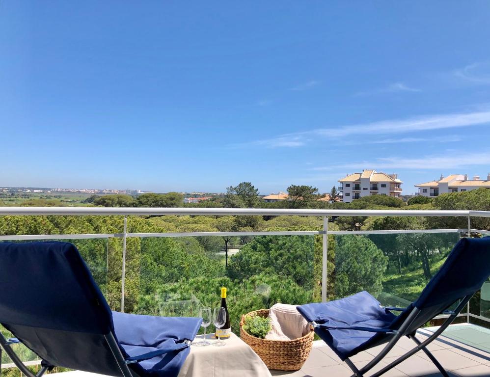 Falesia beach l roof top pool Rua do Cross das Amendoeiras Em Flor lot 60, 8200-593 Albufeira