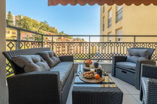 Appartement familial, terrasse, Val des Castagnins Menton france