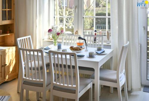 Familienhaus im Dorfgroden 27 Ferienwohnung Kompass