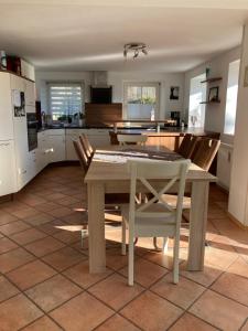 Familiensuite mit Garten und Poolnutzung