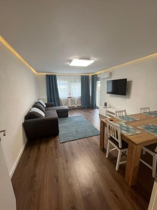 Appartement Familienwohnung neben dem See,Messe und Europapark 6 Ulmenweg 2 Etage 77656 Offenbourg