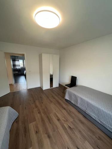 Familienwohnung neben dem See,Messe und Europapark