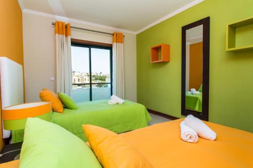 Family Apartment by Stay-ici, Algarve Holiday Rental