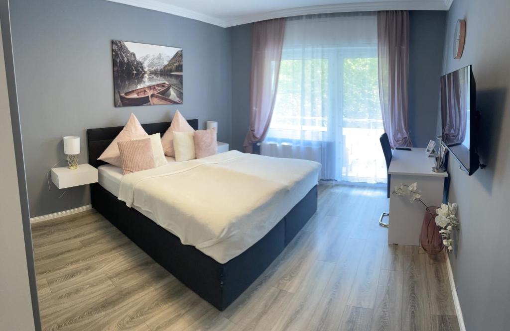 Family Apartment Insterburger Str. 26 a, 76139 Karlsruhe