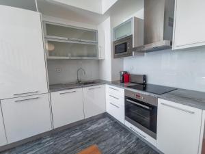 Fanqueiros Apartment